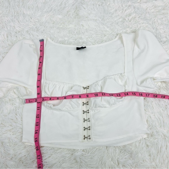 NWOT RUE 21 white corset front puff sleeve cropped shirt size large - Picture 8 of 14